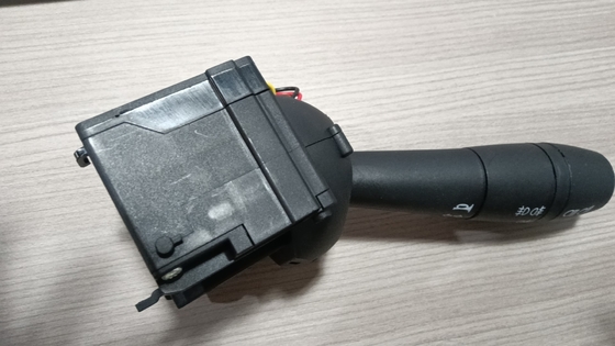 8201167988 Commutateur de colonne de direction pour Dacia Dokker Lodgy Logan Sandero