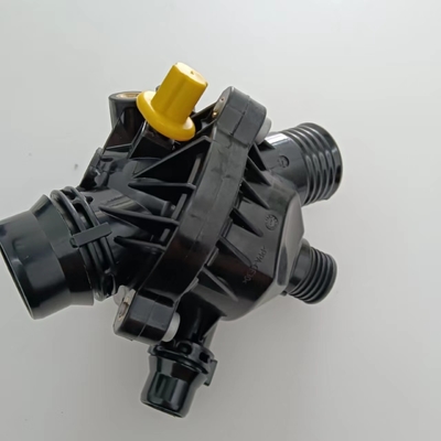 N° 11537549476 Thermostat de refroidissement du moteur pour BMW E87 E82 E90 E92 E93 E63 E64 E66 E83