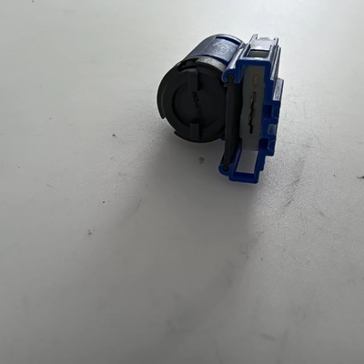 1J0 927 189 Commutateur de sécurité du démarreur d'embrayage en plastique ABS pour Audi/Volkswagen