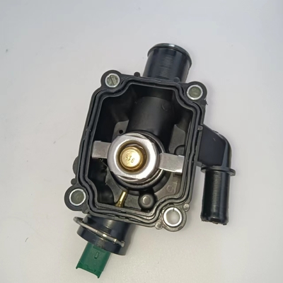 1336.Z0 OEM NO Thermostat de refroidissement du moteur pour Citroen C4 C3 C2 Berlingo Peugeot 1.4-1.6L