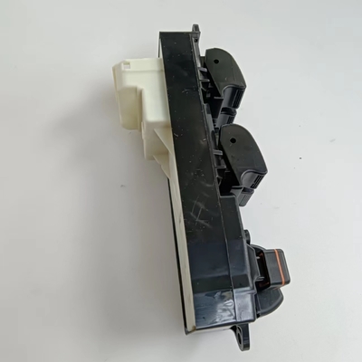 84820-35010 Commutateur électrique de fenêtre d'alimentation pour Hilux Land Cruiser 70 80 4-Runner certifié