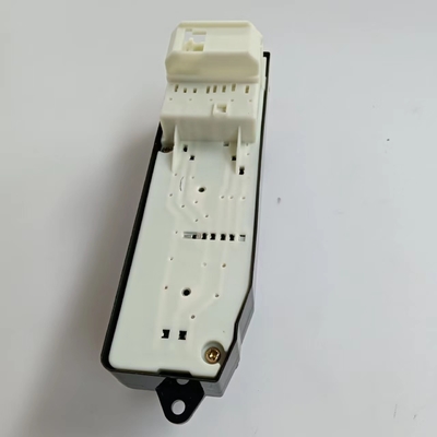 84820-35010 Commutateur électrique de fenêtre d'alimentation pour Hilux Land Cruiser 70 80 4-Runner certifié