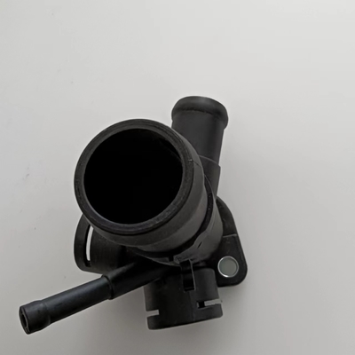 Flanche de liquide de refroidissement pour AAZ Turbodiesel sur le Golf 93-99 Jetta 92-97 Passat 068121132B