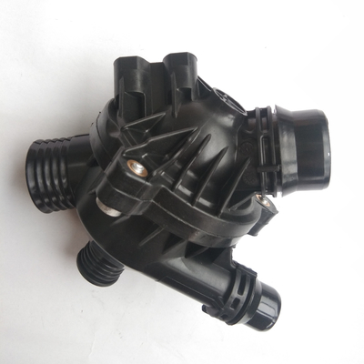 11537633477 11538636594 11537588257 Assemblage du boîtier du thermostat de refroidissement du moteur pour BMW