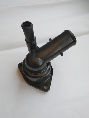 16031-37010 Toyota sous-ensemble d'entrée d'eau avec thermostat noir et certifié IATF16949