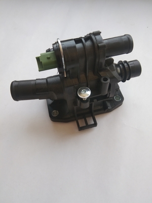 1336.X2 9647767180 1313841 30711526 1230673 1254379 11517805998 Flange de refroidissement pour la voiture Citroën Fiat Ford