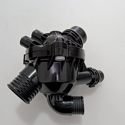 Assemblage du boîtier du thermostat de refroidissement du moteur de voiture pour BMW X6 Année 2006-2013