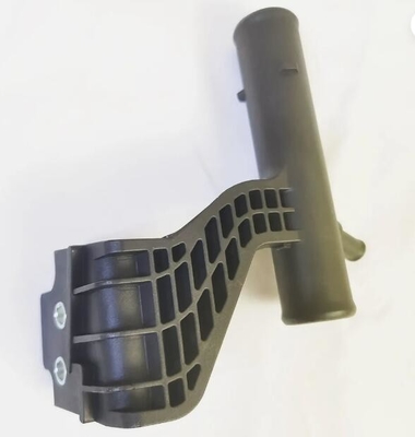2018 - Connecteur de tuyau de refroidissement du radiateur de remplissage d'eau pour TOYOTA 16577-21020 1657721020
