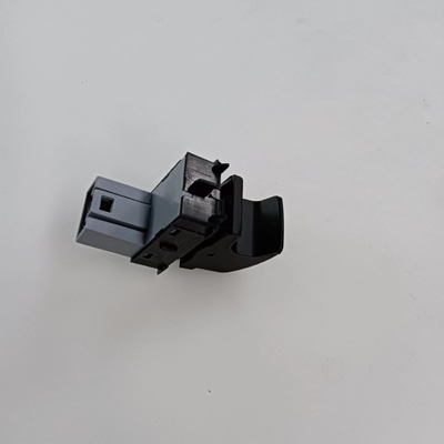 Pour les véhicules à moteur électrique, le régulateur de la vitre de l'automobile doit être équipé d'un régulateur de la vitre de la voiture.