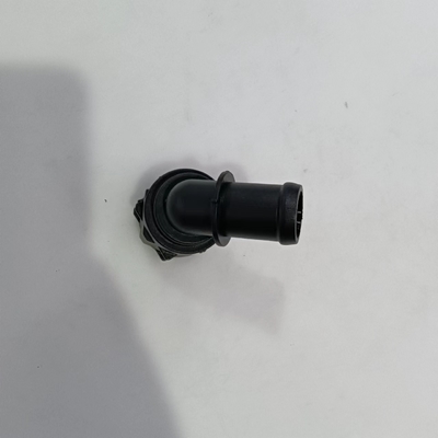 Le liquide de refroidissement de la bride en métal plastique pour le VW Touran Tiguan Polo Passat 5Q0122291AC IATF16949