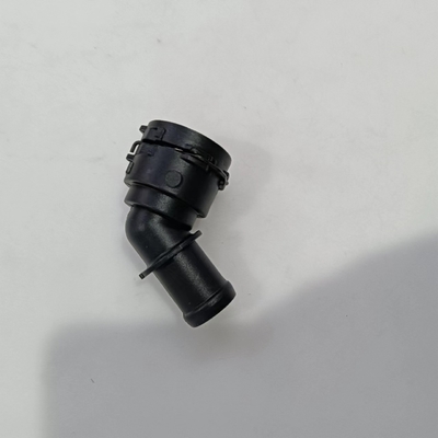 Le liquide de refroidissement de la bride en métal plastique pour le VW Touran Tiguan Polo Passat 5Q0122291AC IATF16949