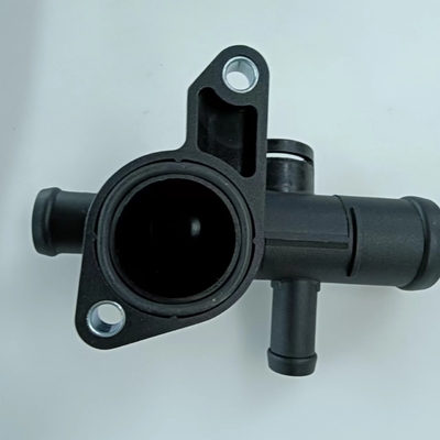 06A 121 132D Appareil d'accouplement de sortie d'eau pour les tuyaux de refroidissement et les brides pour VW AUDI JETTA GOLF 1997-2005