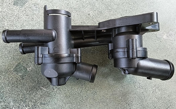 03C121111AM Assemblage du boîtier du thermostat de refroidissement du moteur pour siège Ibiza VW Jetta 2011-2022 VW Polo 03C121111M