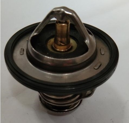 21200-VC20A 82 degrés Thermostat de refroidissement du moteur pour SUNNY Traveller NP300 JUKE SUNNY