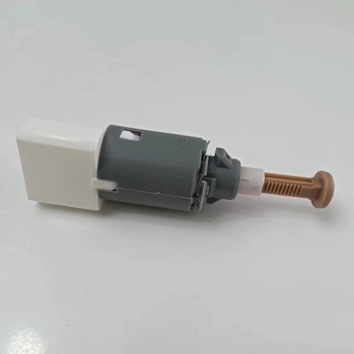 Opel Daewoo Chevrolet commutateur de lumière de freinage 25320-00Q0A Adapté 93197675 8200168238 4155450009