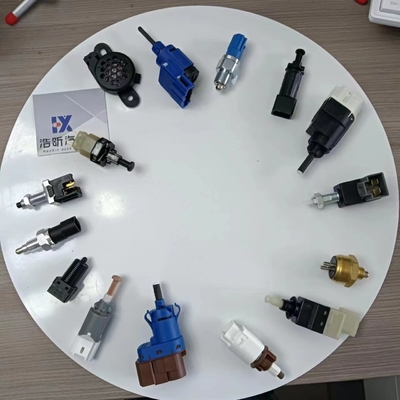Pour les véhicules à moteur électrique à combustion interne, la valeur de la valeur de combustion est déterminée par la valeur de l'éclairage de freinage de l'appareil.