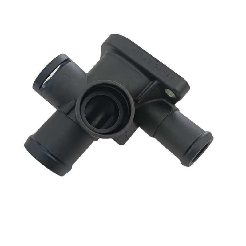 Flanche de tuyau de refroidissement de radiateur en plastique pour VW Jetta et durable certifiée IATF16949